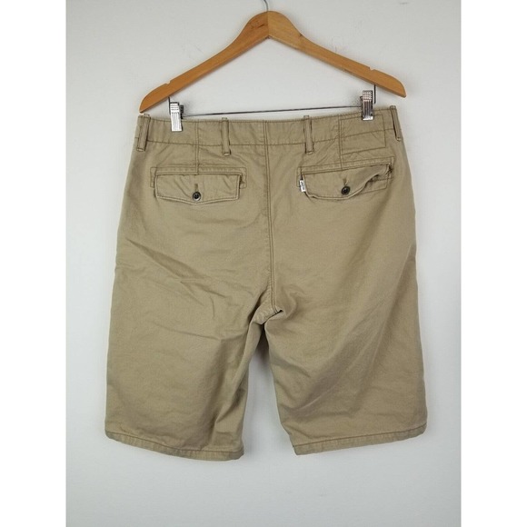 Levi's Shorts Men's Size 34 Tan Khaki Beige Brown denim cotton - Picture 2 of 6